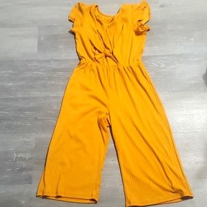 Beautiful Yellow onesie knee length size 10 great outfit